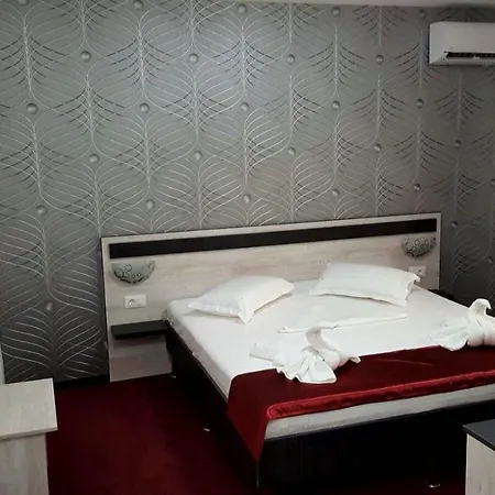 Solymar Hotel 3*